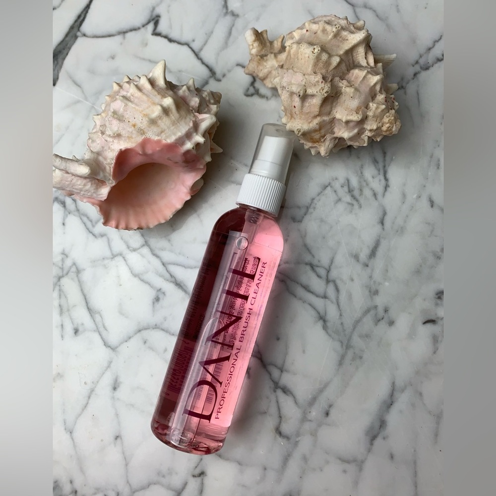 Dante Professional Makeup Brush Cleaner